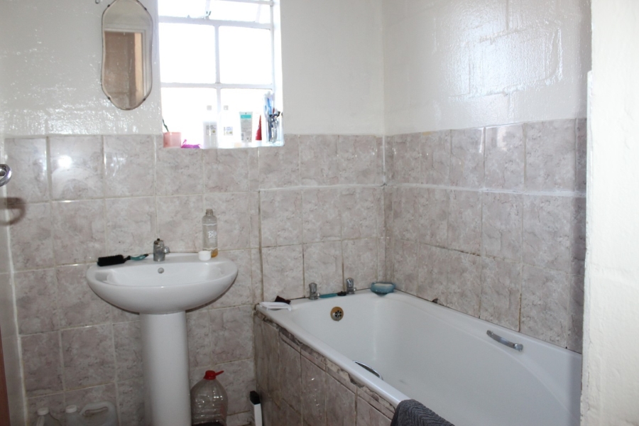 3 Bedroom Property for Sale in Protea Park Western Cape